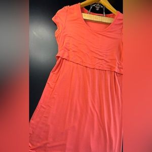 MILK  Nursingwear Coral Short Sleeve Dress Size Large GUC
